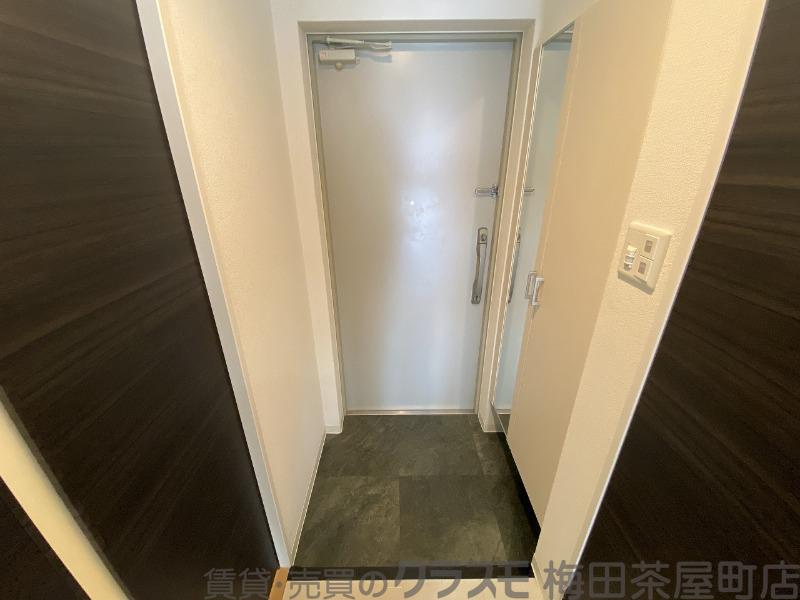 14/30 玄関