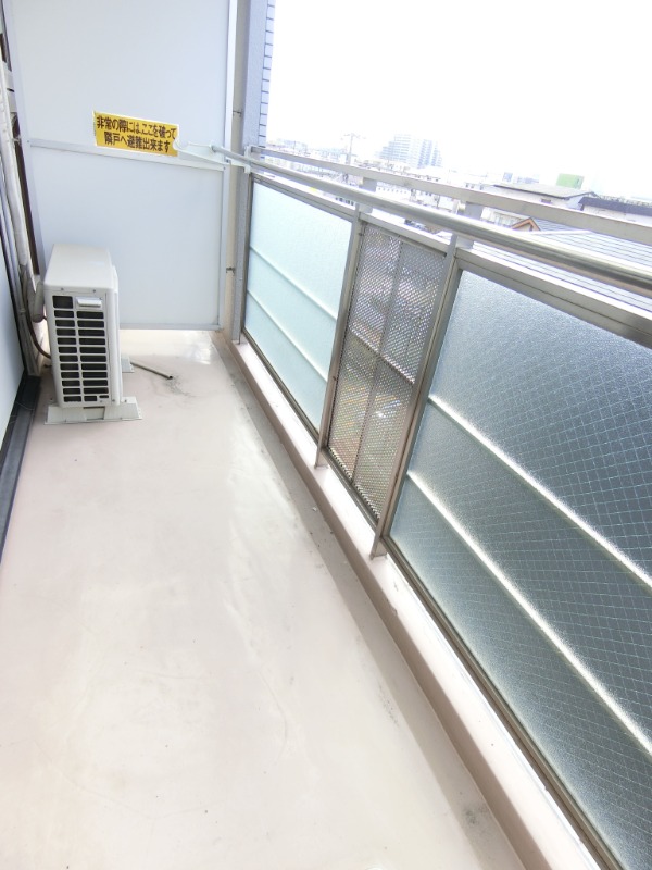 19/30 バルコニー