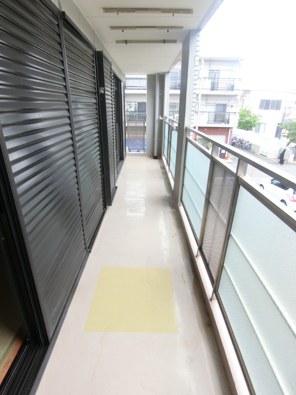 21/30 バルコニー