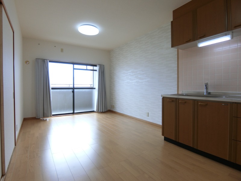 28/30 エントランス