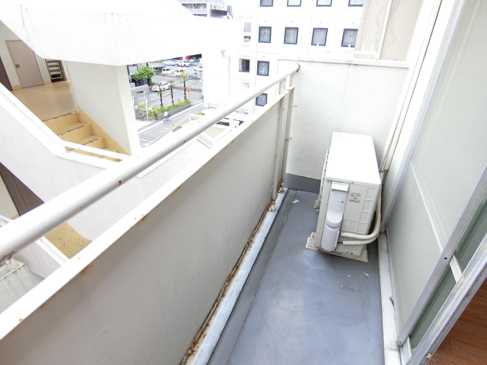 20/30 バルコニー