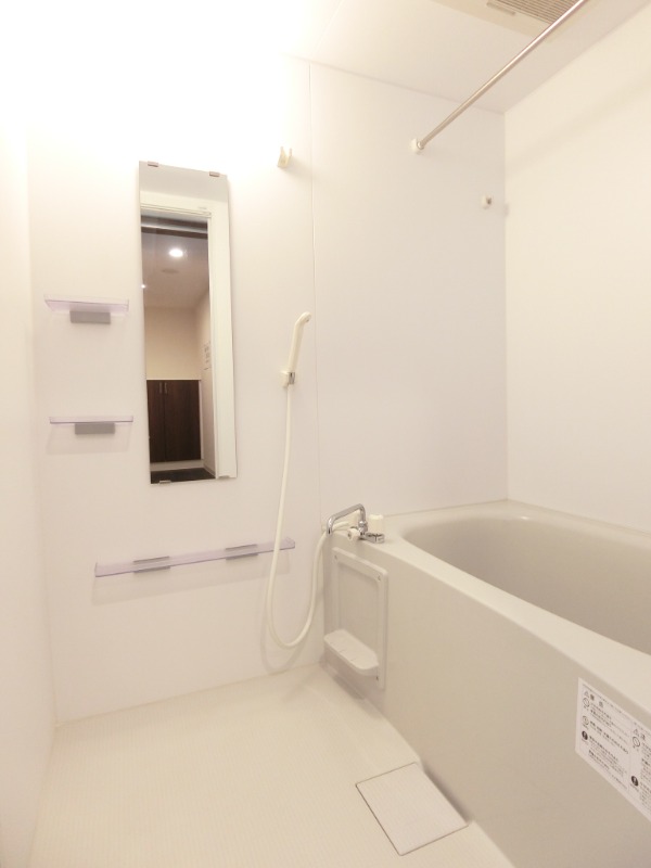 27/30 エントランス