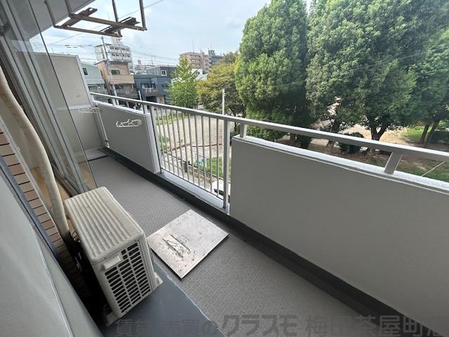 21/30 バルコニー