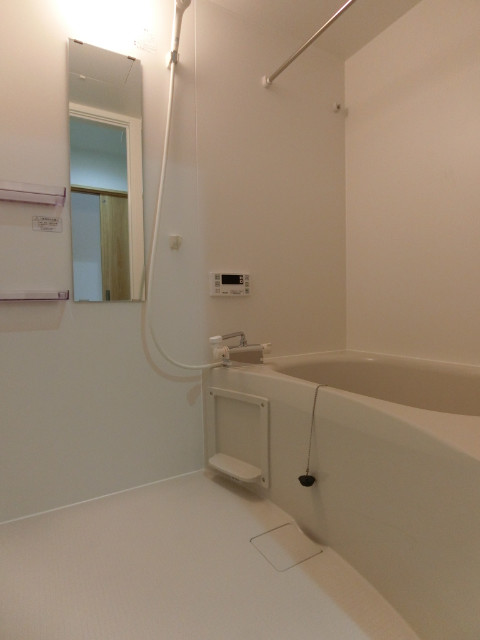14/30 浴室