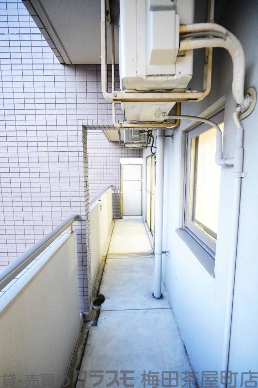 22/30 バルコニー