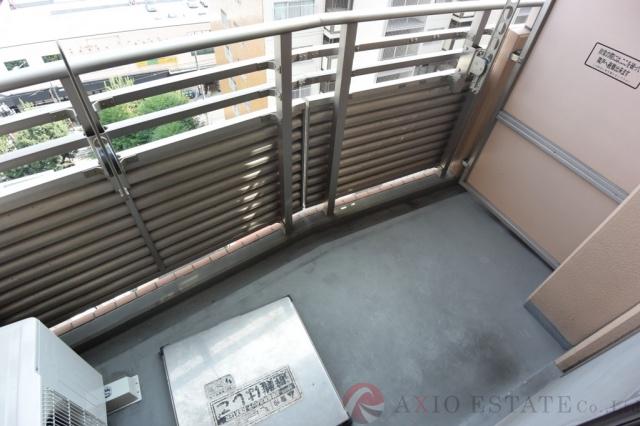 25/30 バルコニー