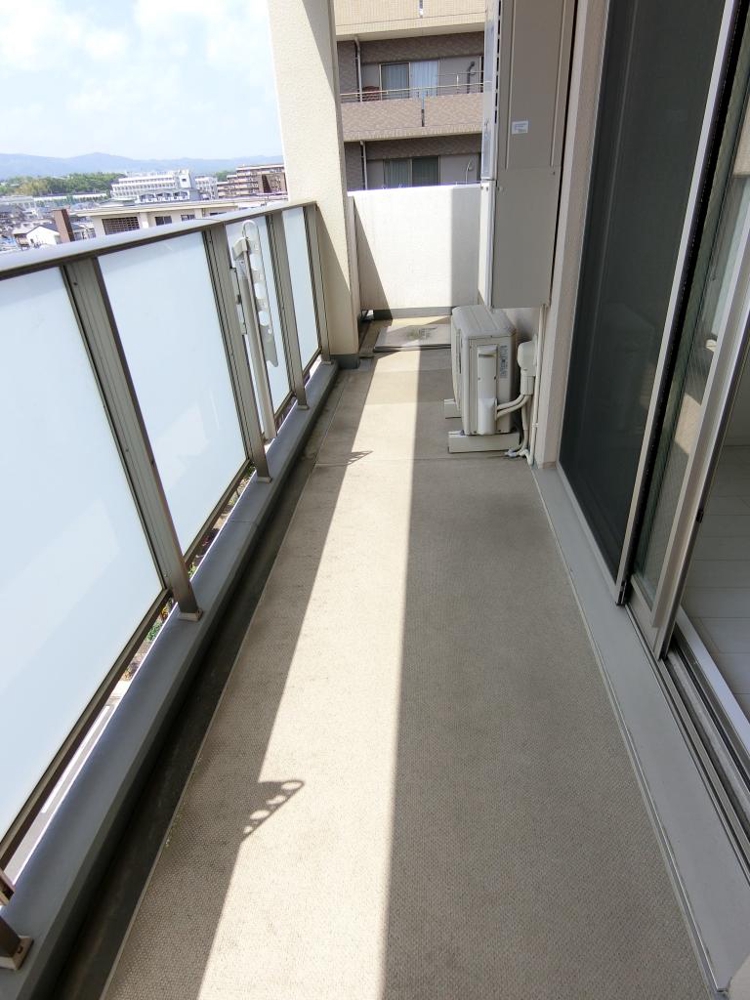 20/30 バルコニー