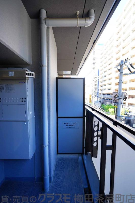 21/30 バルコニー