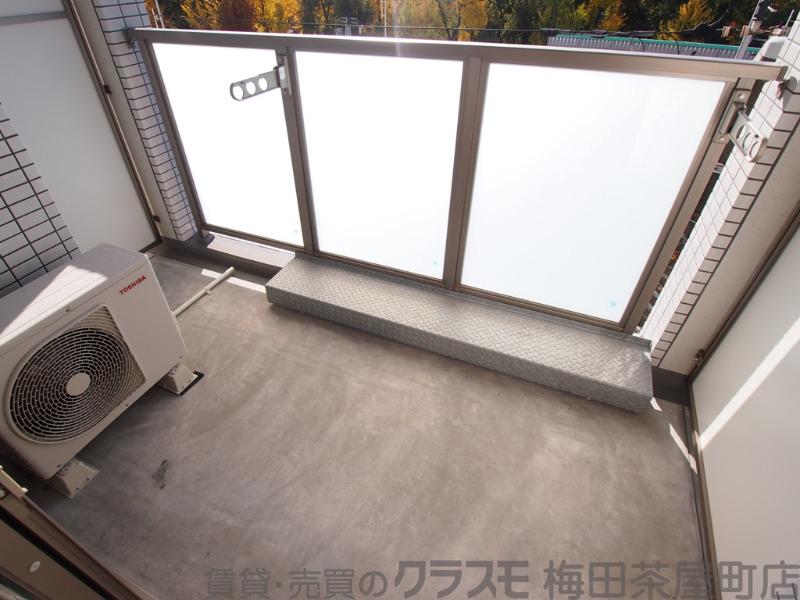 21/30 バルコニー