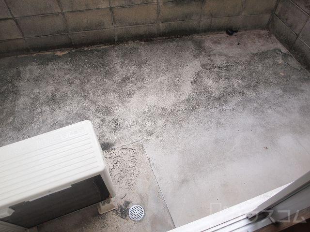 16/28 バルコニー