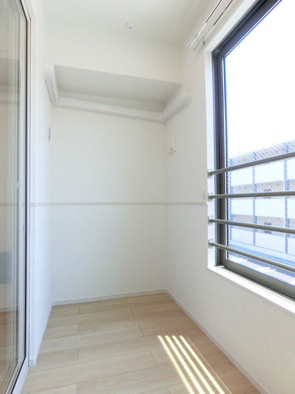 17/30 バルコニー