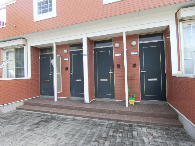 27/30 エントランス