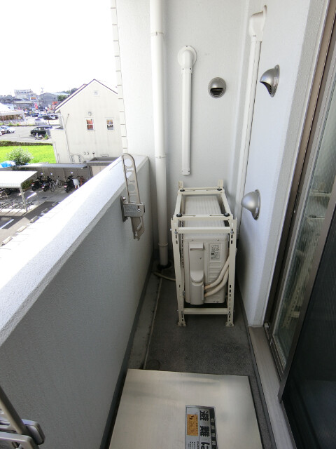 19/30 バルコニー