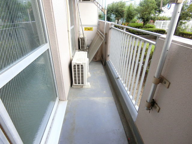 19/30 バルコニー
