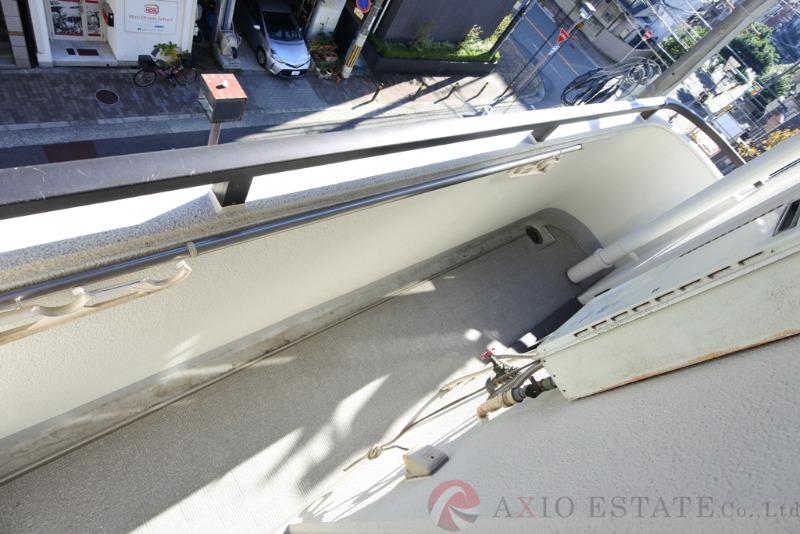 21/30 バルコニー