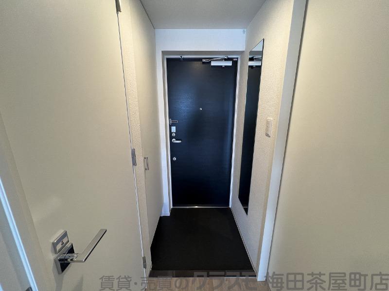 14/30 玄関