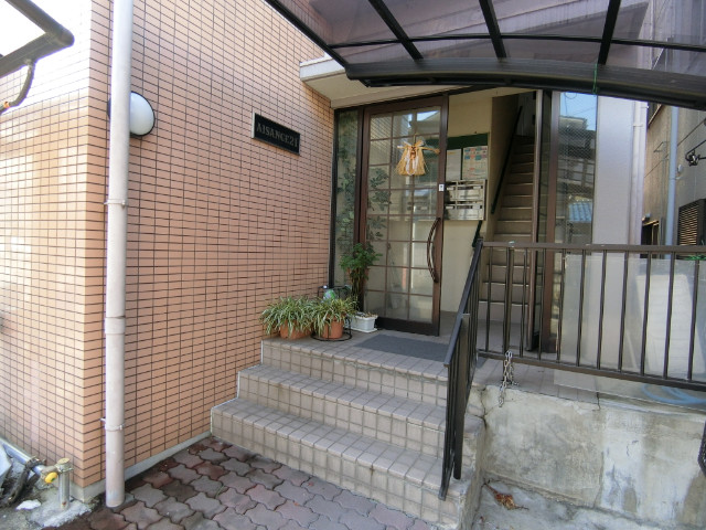 26/30 エントランス