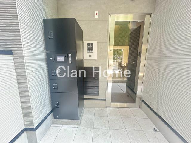 24/29 エントランス