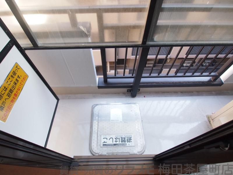 21/30 バルコニー