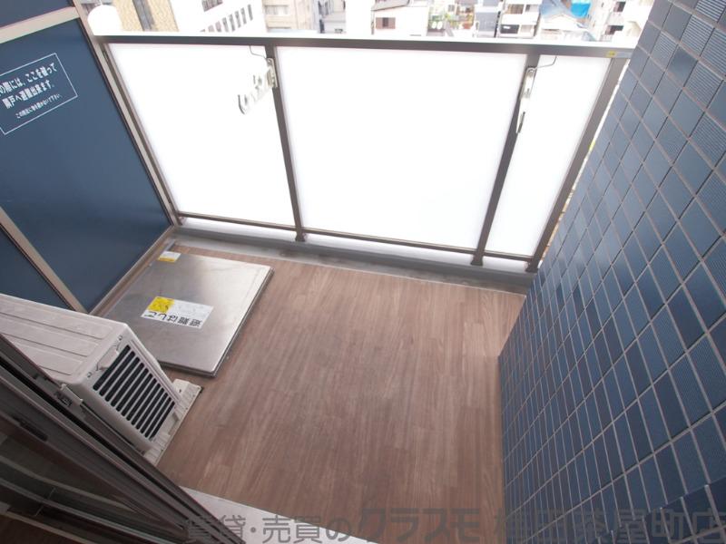 21/30 バルコニー