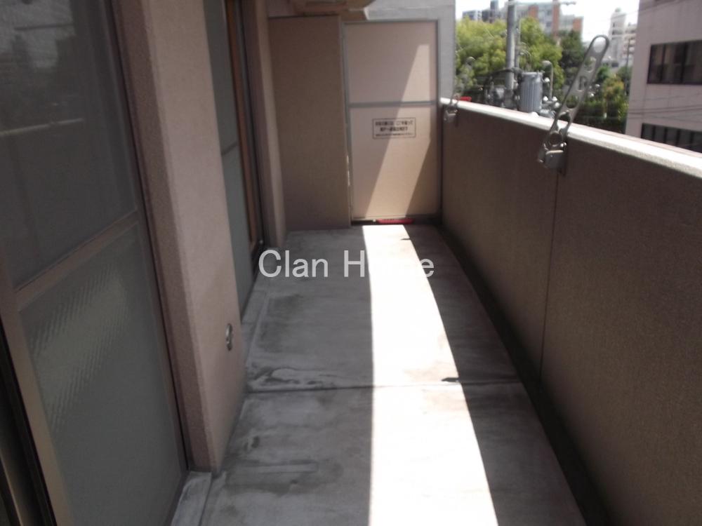 25/30 バルコニー