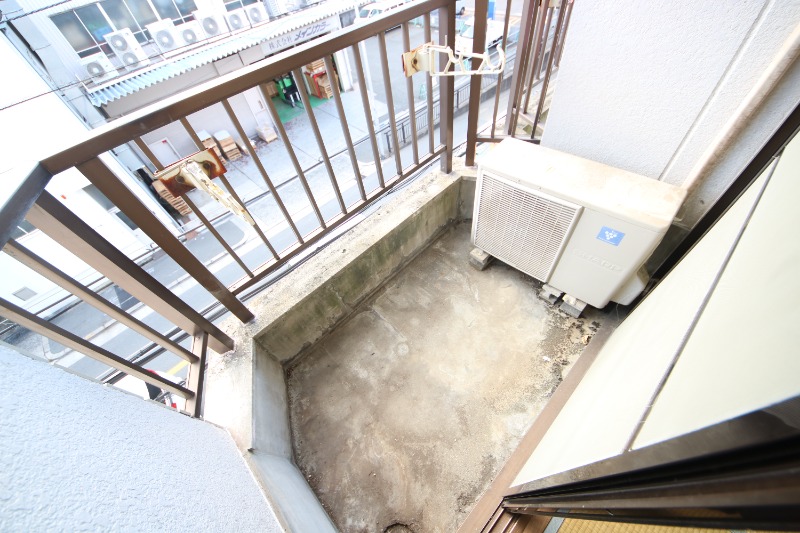 18/30 バルコニー