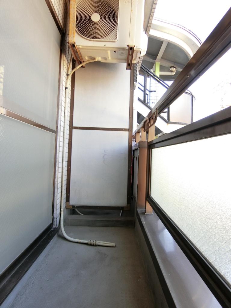 19/30 バルコニー