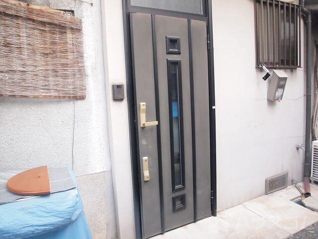 25/30 エントランス