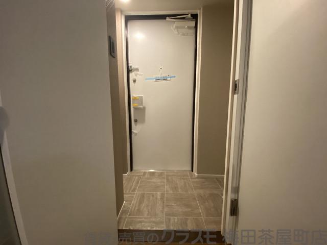 18/30 玄関