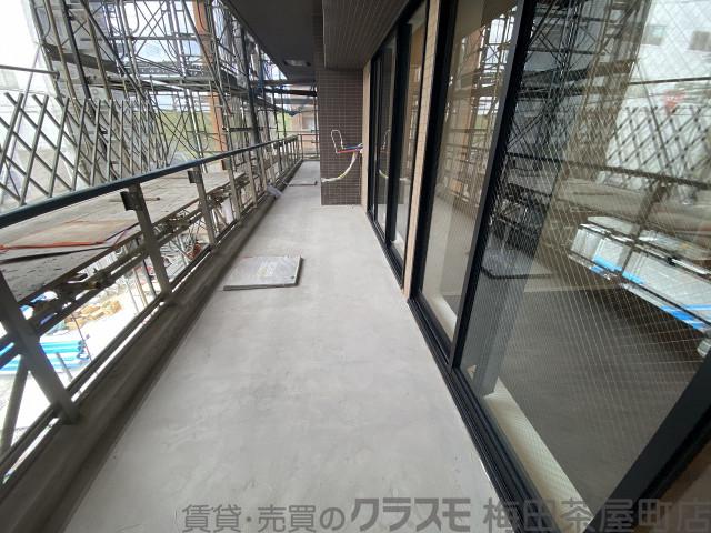25/30 バルコニー