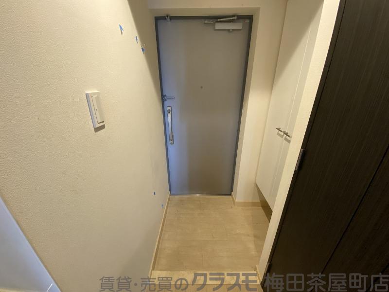 14/30 玄関