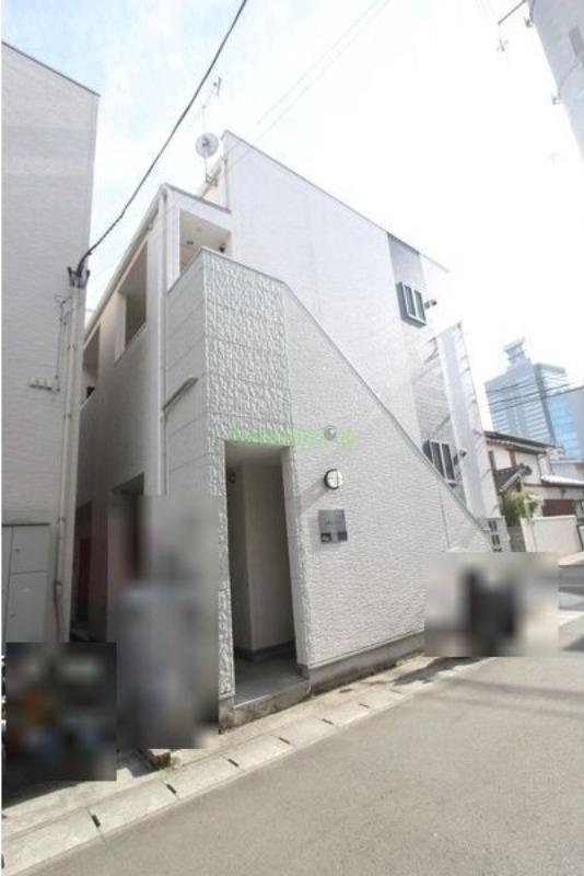 15/21 エントランス