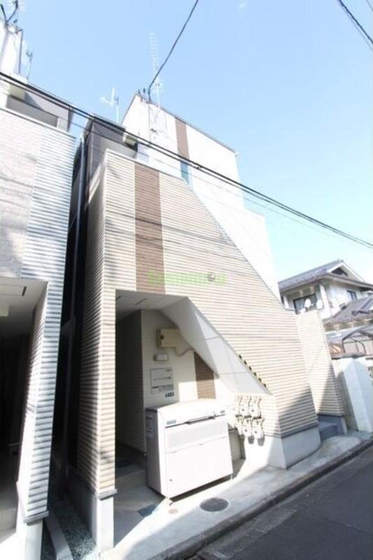 2/8 エントランス