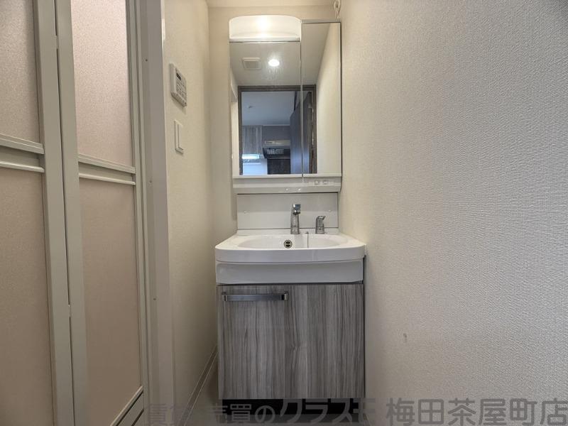 21/30 洗面