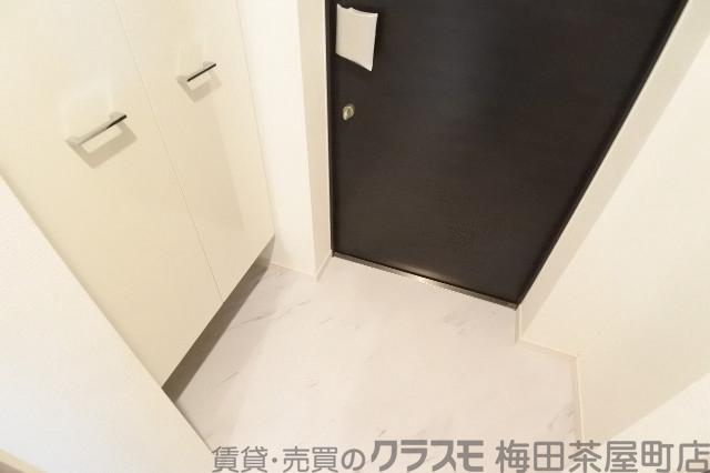 14/30 玄関
