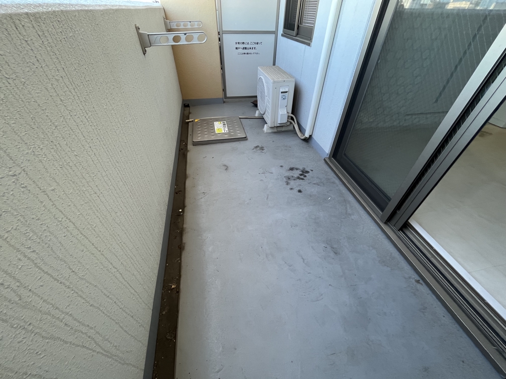 20/30 バルコニー