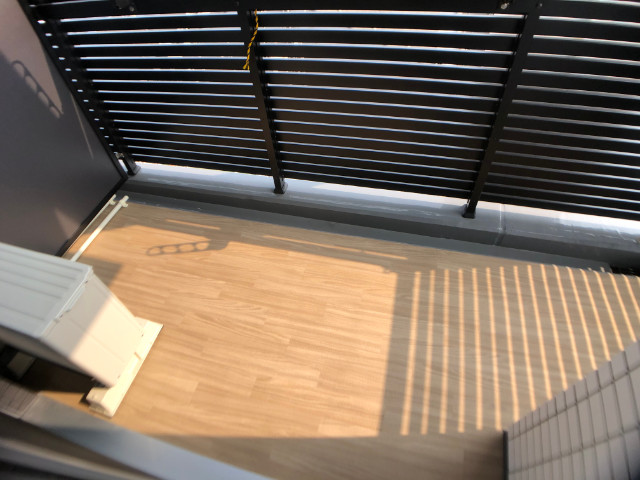 20/30 バルコニー