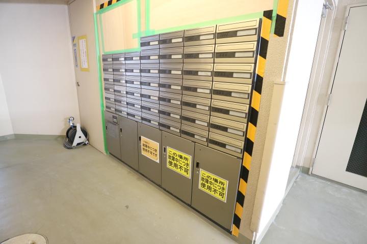 16/25 エントランス