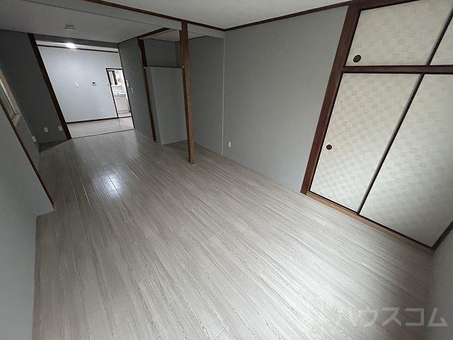 20/30 室内