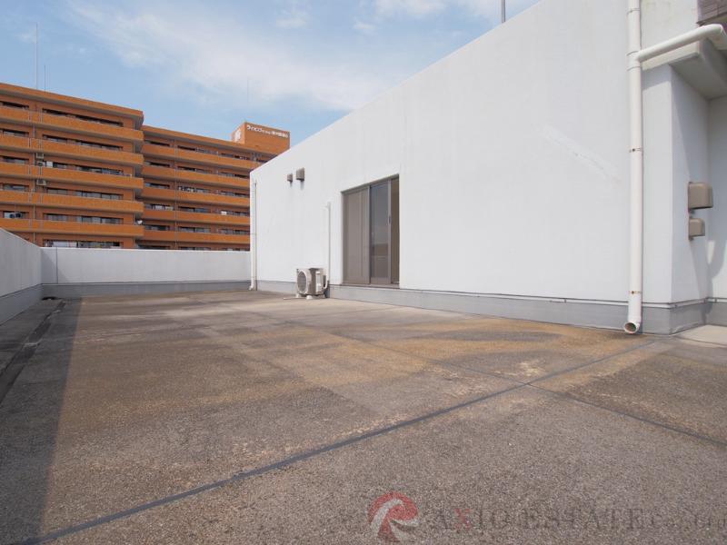 26/30 バルコニー