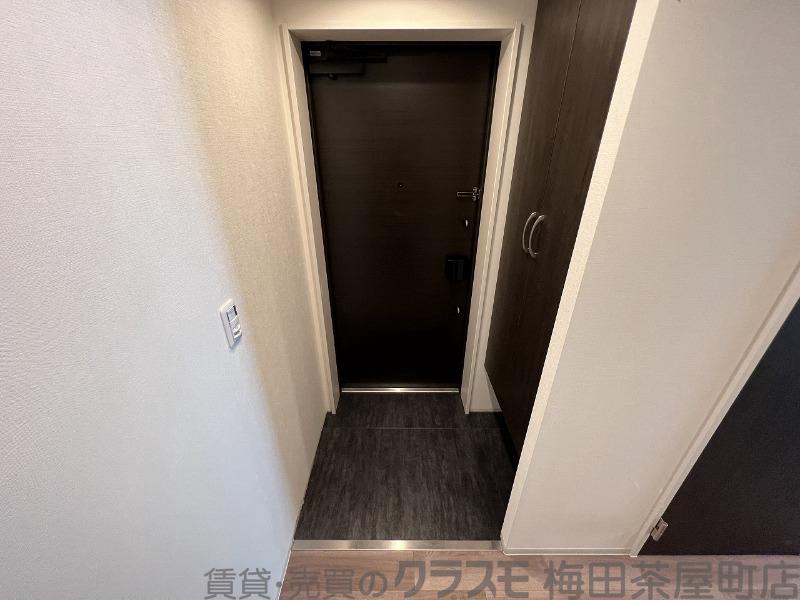 14/30 玄関