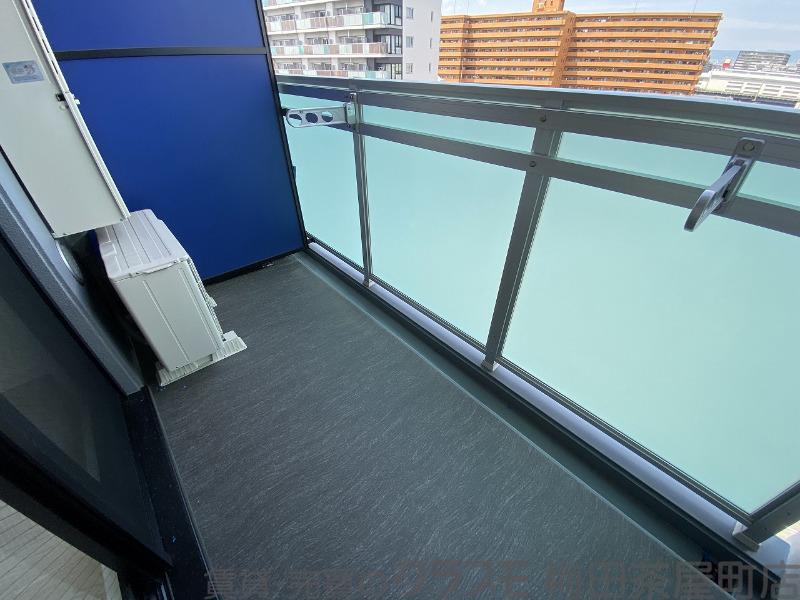 21/30 バルコニー