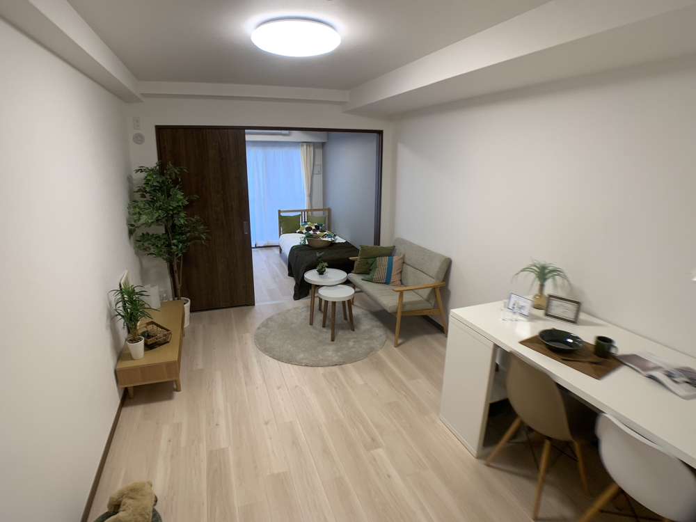 26/30 エントランス