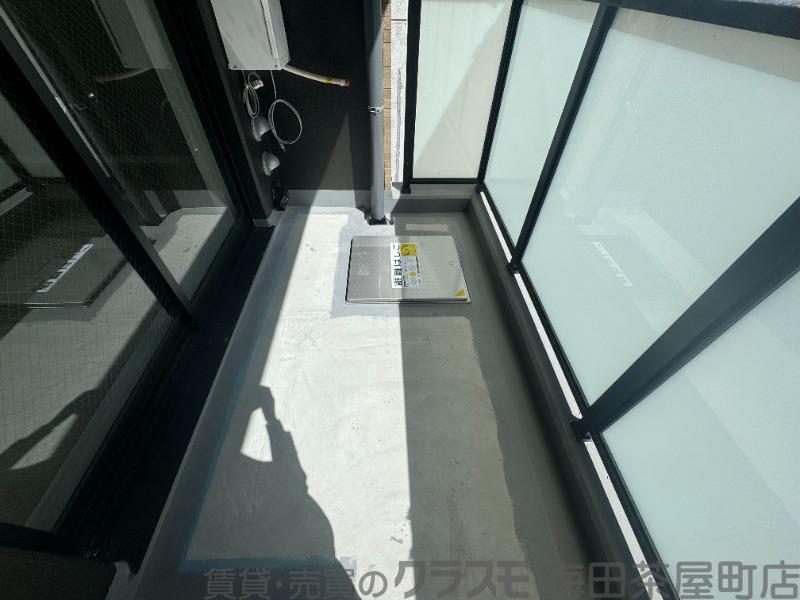 21/30 バルコニー