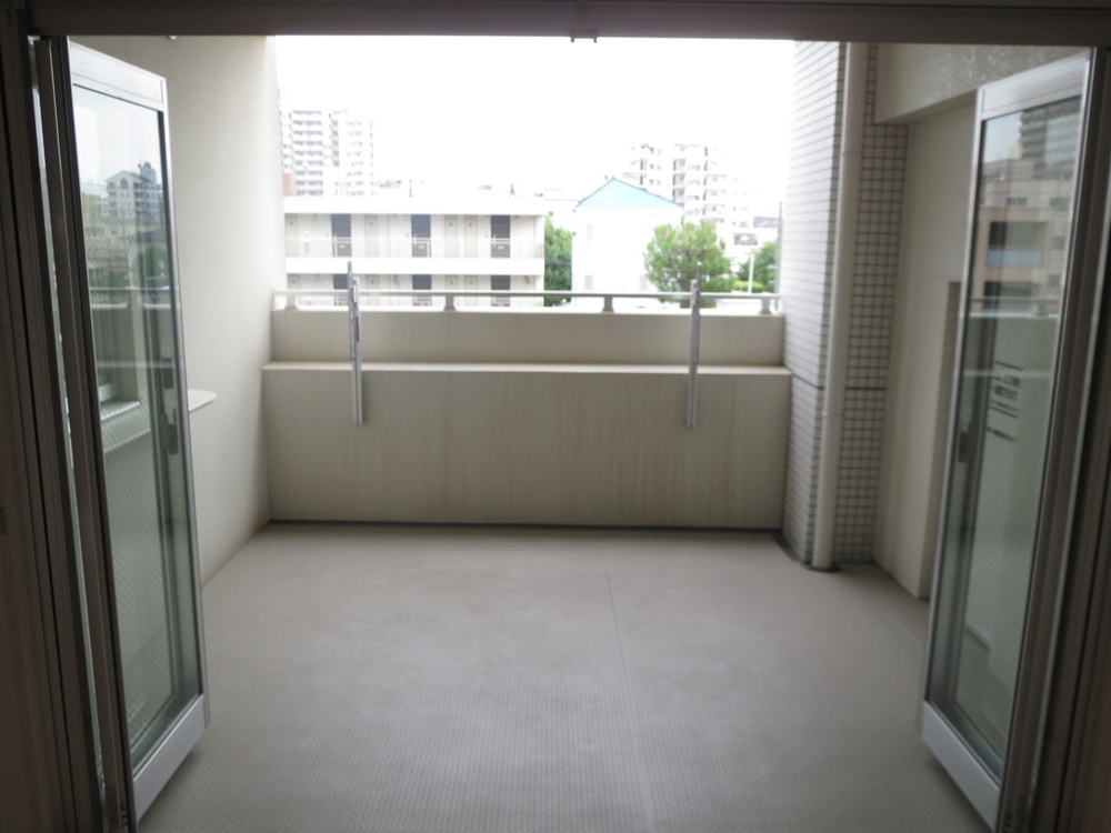 23/30 バルコニー