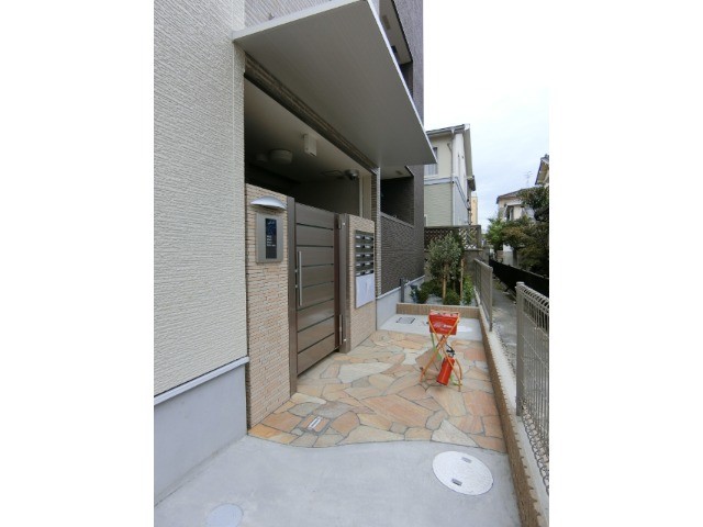 3/6 エントランス