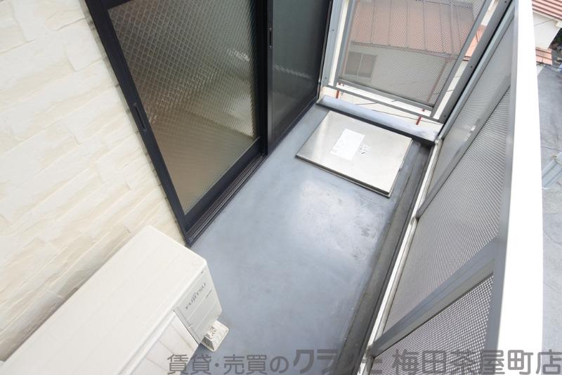 23/30 バルコニー