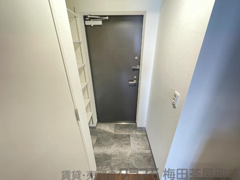 14/30 玄関