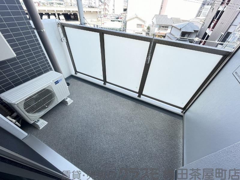 21/30 バルコニー