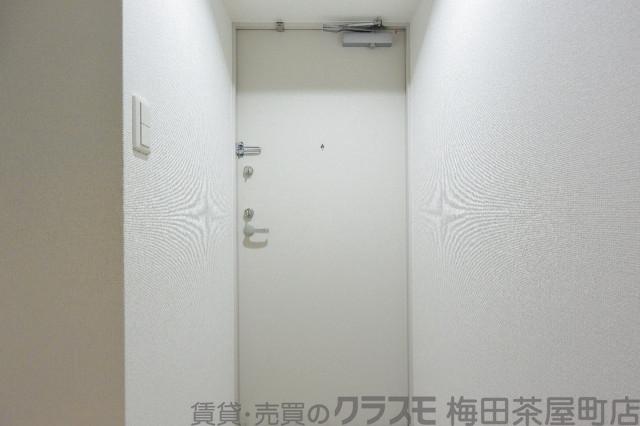 14/30 玄関